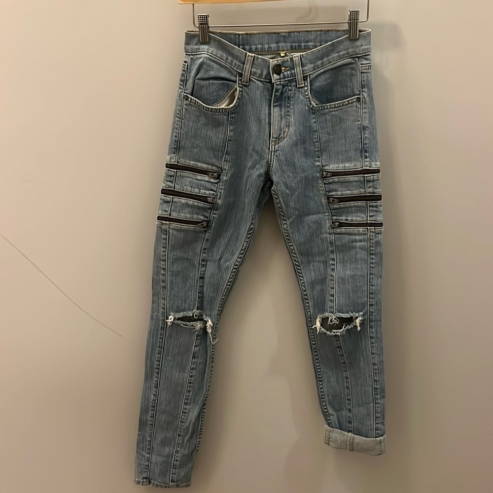 Carmar Distressed Jeans Skinny 6 Decorative Zippers Holes Size 24 Cotton